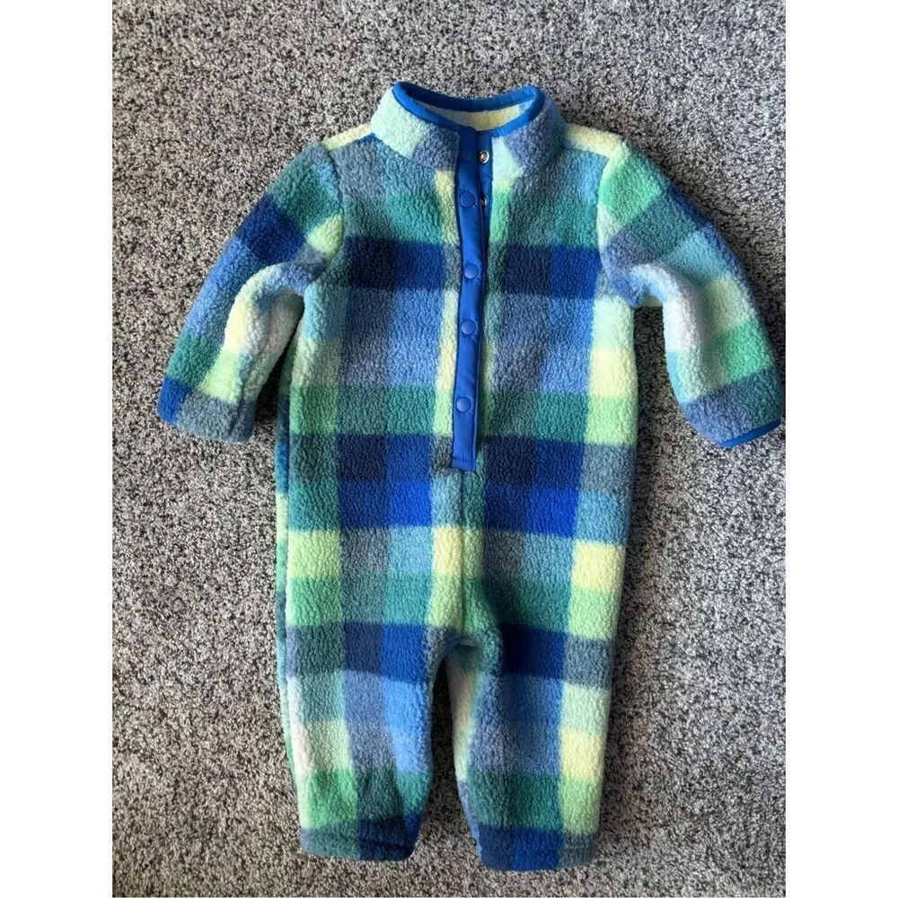 ❤️Old Navy Cozy Sherpa Snap Button Onesie 6-12M